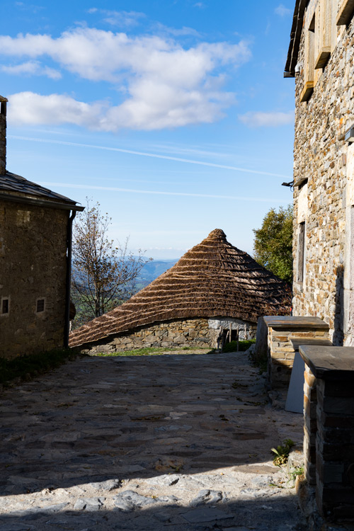 O Cebreiro, un paraíso etnográfico en Galicia